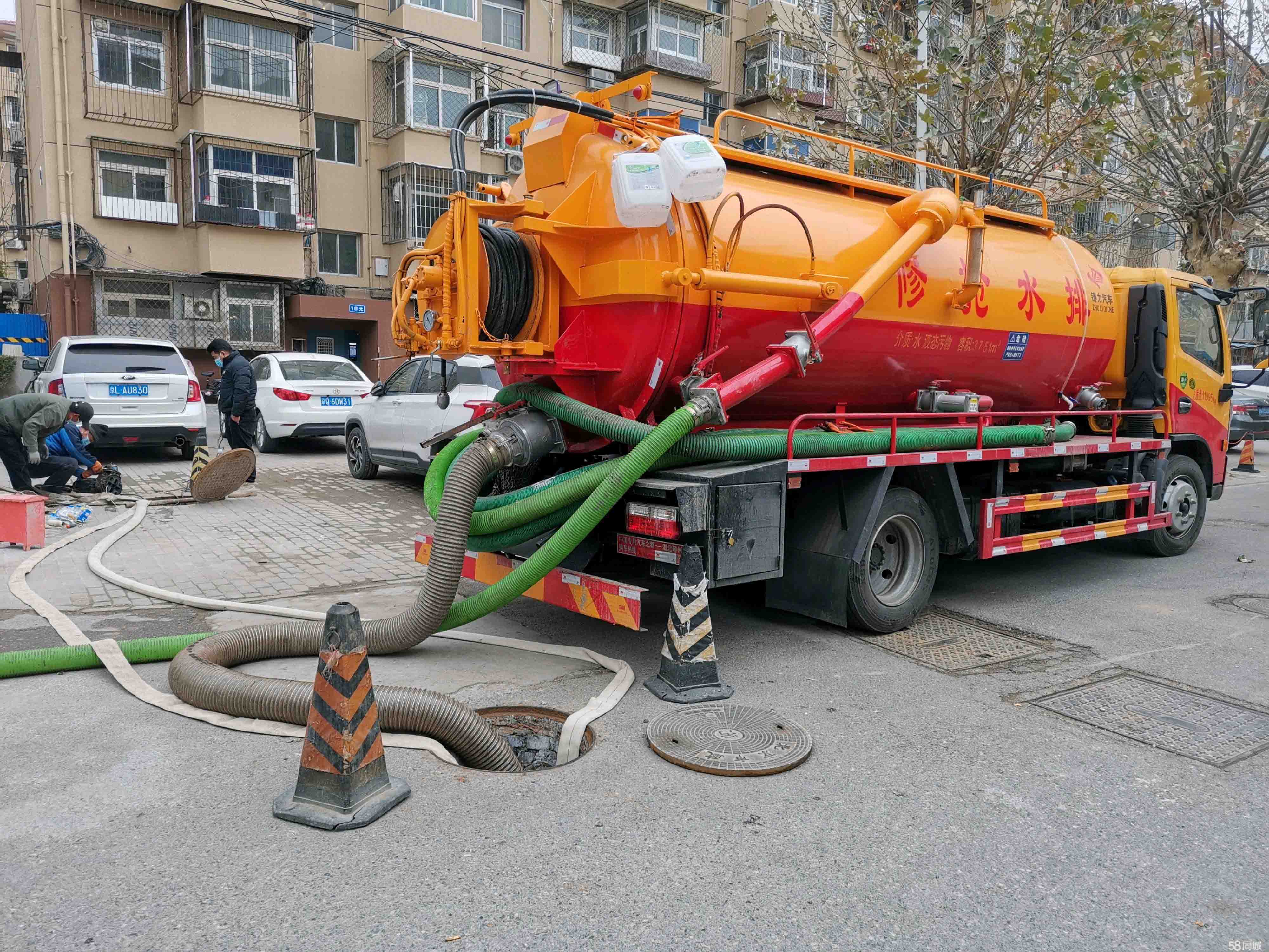 卫滨抽粪吸污